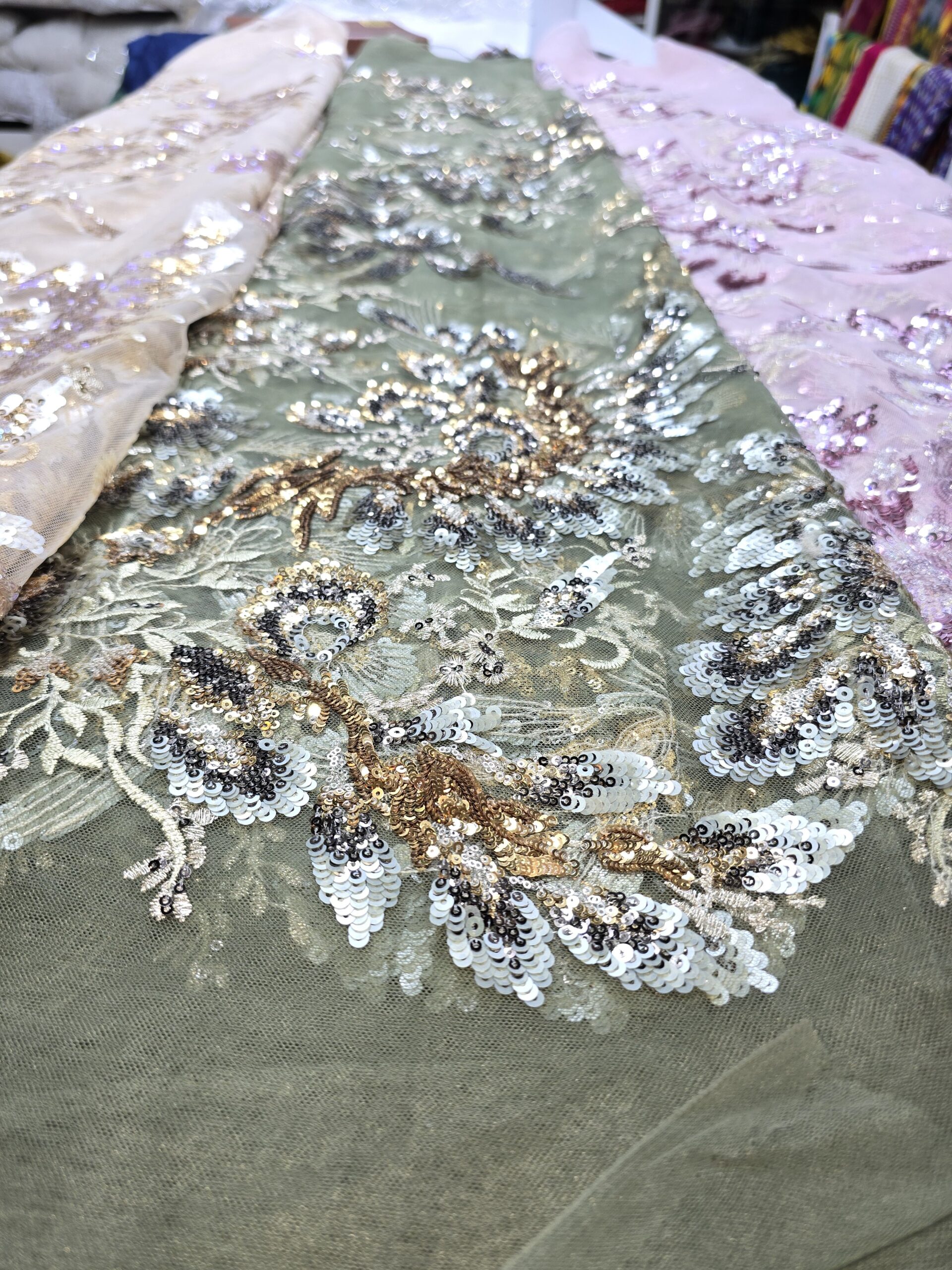 Sequin tulle lace/y - Image 3