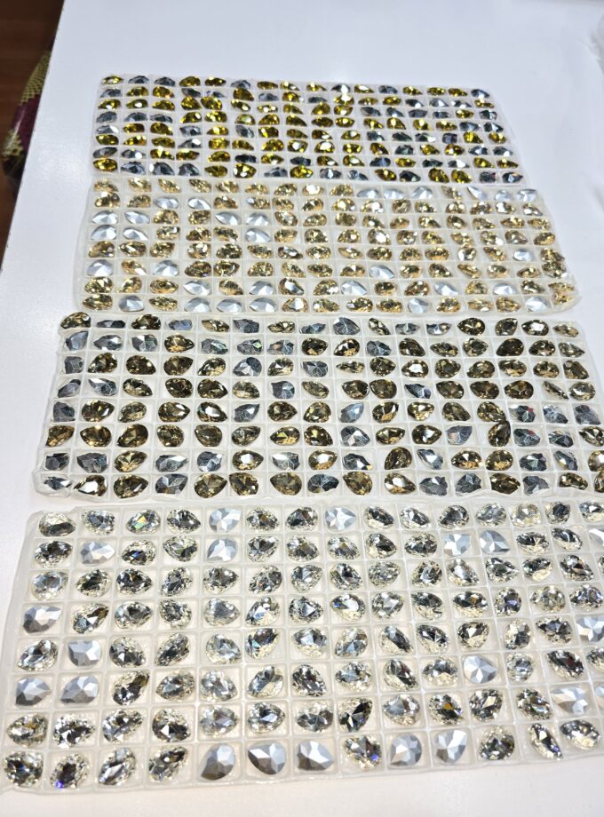 Crystals size 13×18mm each