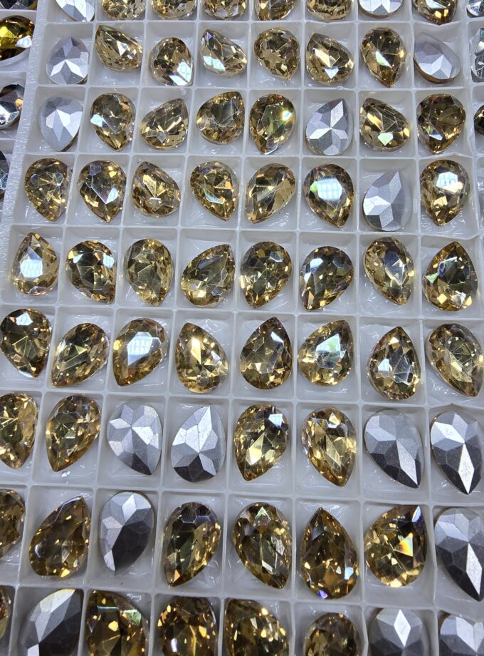Crystals size 13×18mm each