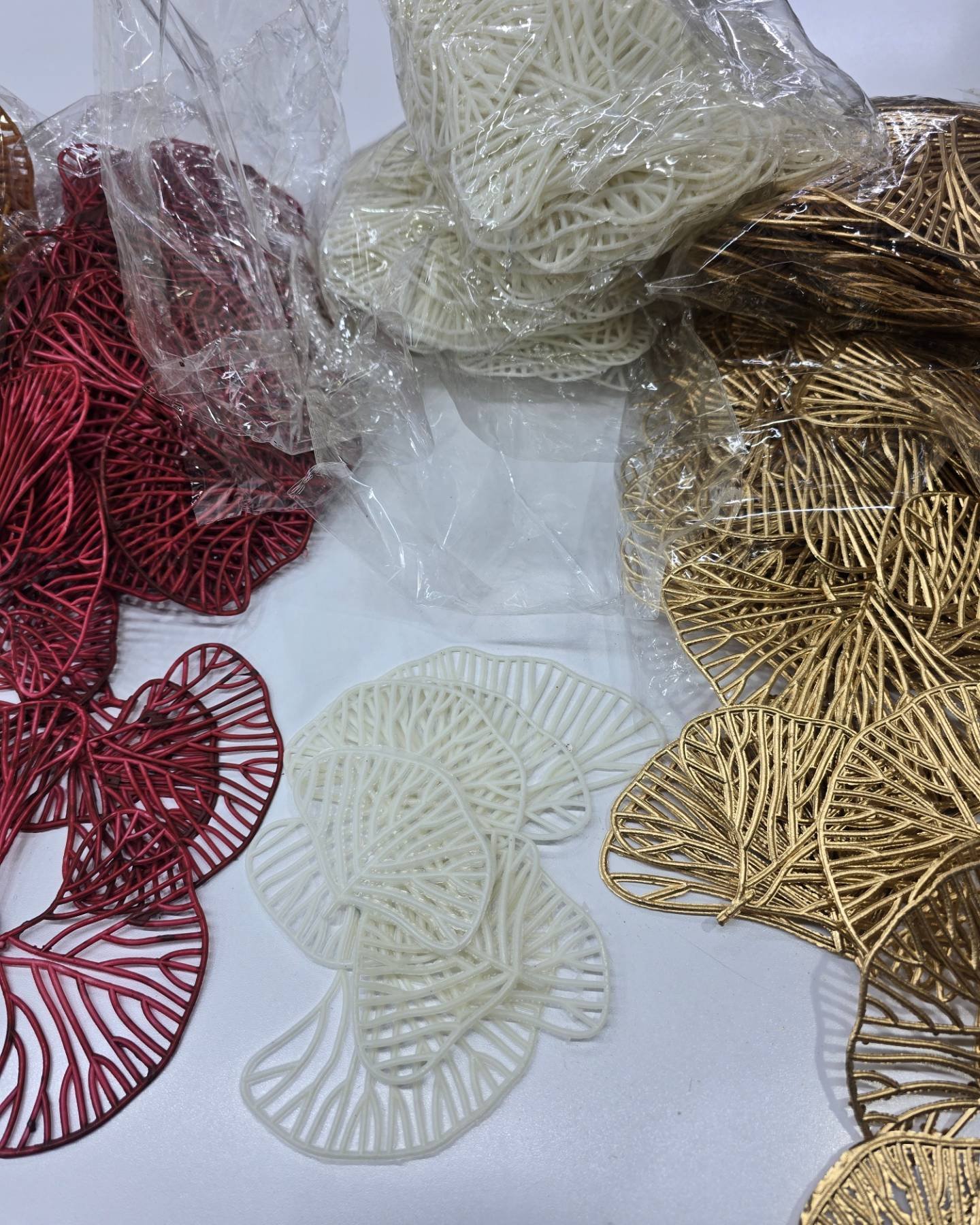 Leaf motif. - Image 8