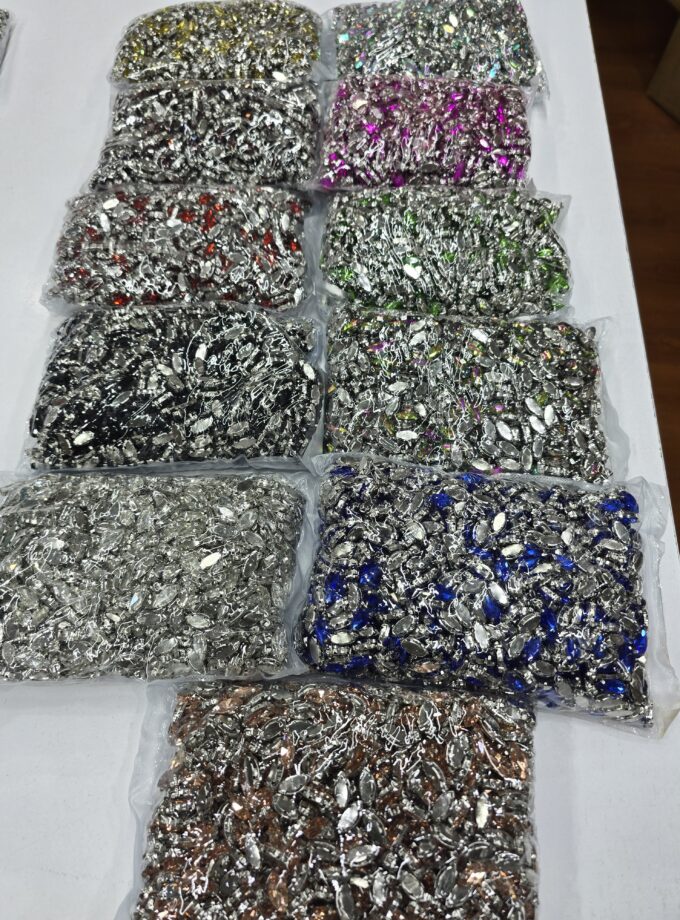 Rhinestone size 7×15mm each