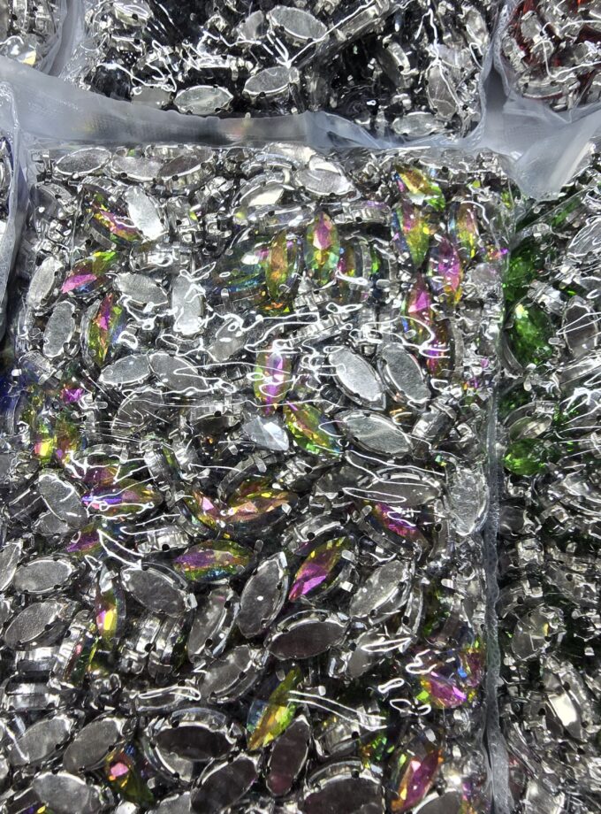 Rhinestone size 7×15mm each