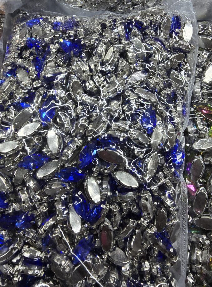 Rhinestone size 7×15mm each