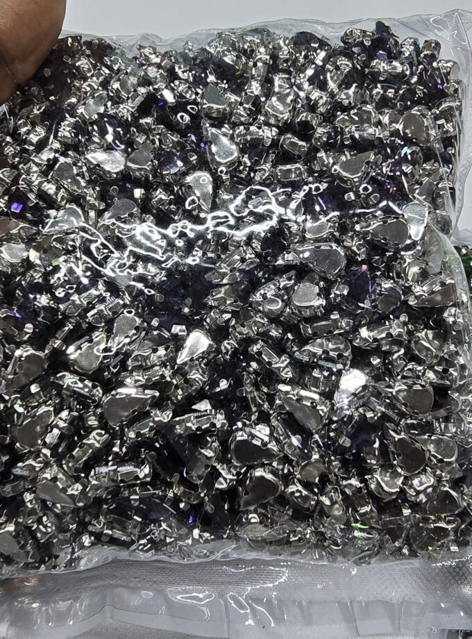 Tear drop rhinestone size 6x8mm each