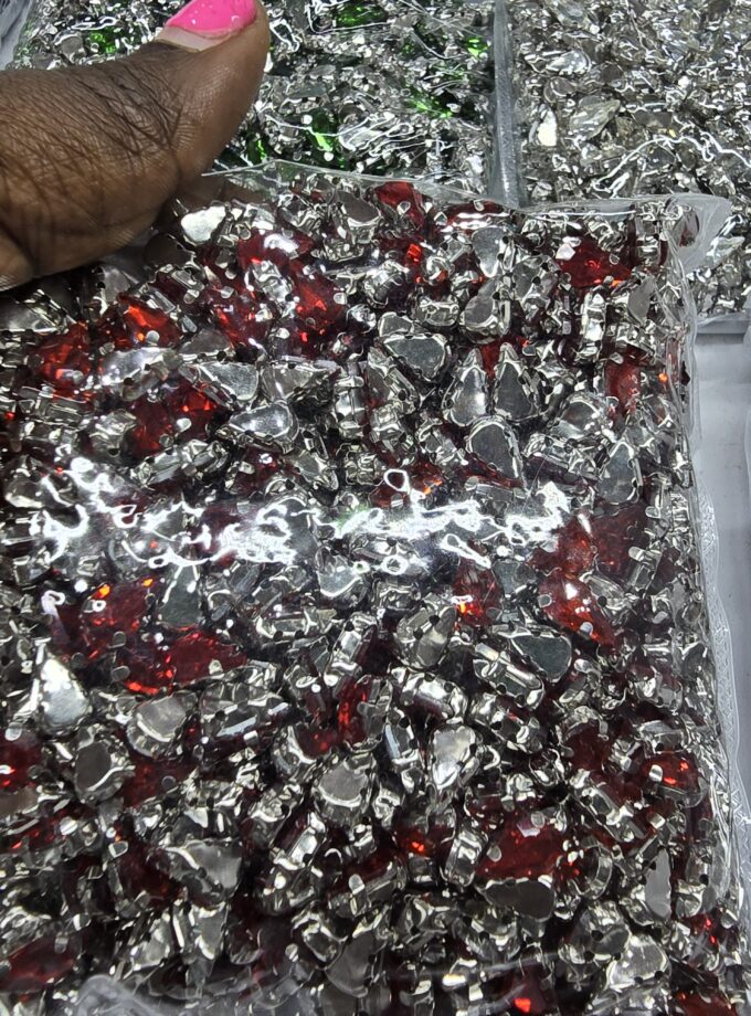 Tear drop rhinestone size 6x8mm each